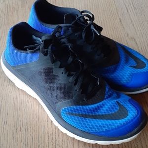 Nike FS Lite Run 3 running shoes. Men's size 10.